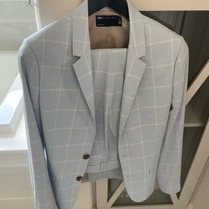 Men’s Suit